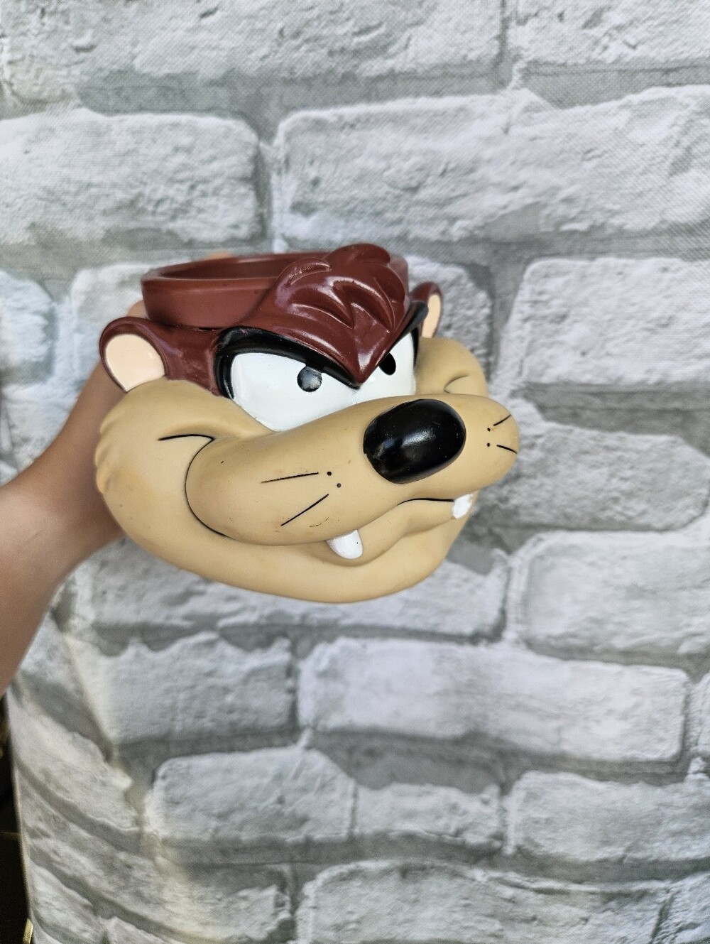 1990s Tazmanian Devil Looney Tune Taz Plastic Mug